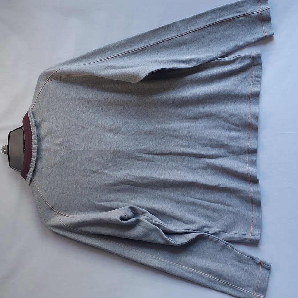 Robert Graham pullover - Picture 3 of 3